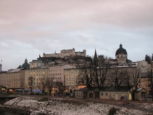 Зальбург в вечернем сумраке (Австрия)