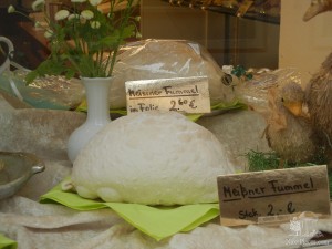 Майсенский фуммель. Рецепт хранится с 1710 года. Внутри печенье полое, то есть как воздушный шар (Германия)