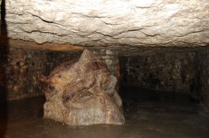 Таинственное подземелье Будайской крепости (Будапешт)