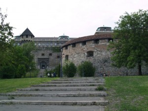 Старинные башни Будайской крепости (Будапешт)