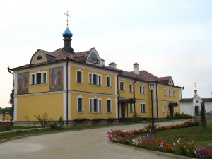 Строения на территории Иоанно-Богословского монастыря (Европейская часть России)