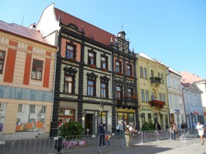 Дома вдоль Главной улицы (Словакия)