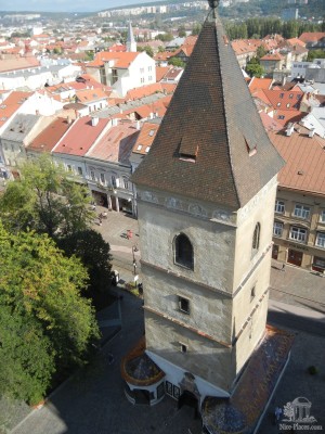 Катов бастион со смотровой площадки северной башни собора Елизаветы, высота около 55 м. (Словакия)