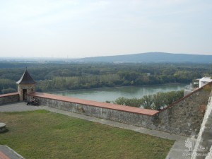 Вид с Братиславского града на окрестности (Словакия)