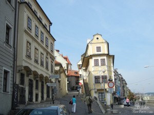 Улочки и дома средневековой Братиславы (Словакия)