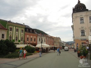 Старинные дома на главной площади Баньско-Быстрицы (Словакия)