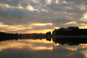 Панорама моста в пасмурную погоду (Франция)