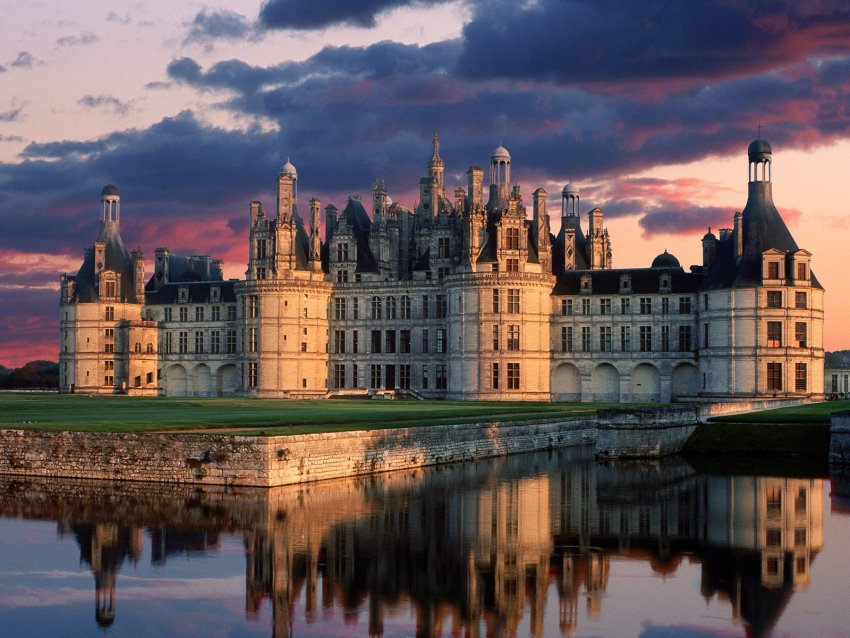 Фото достопримечательностей Франции: Замок Шамбор (Chambord) — один из красивейших замков Франции