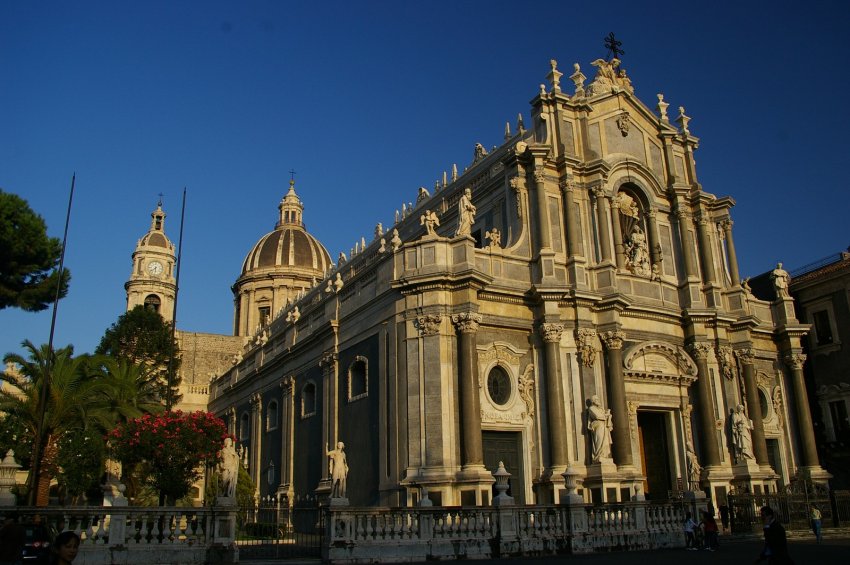 Фото достопримечательностей Италии: Кафедральный собор Катании