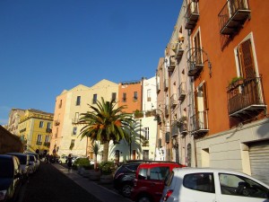 Улицами Кальяри (Италия)