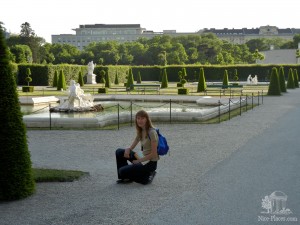 Елена в парке дворцов Бельведер (Вена)