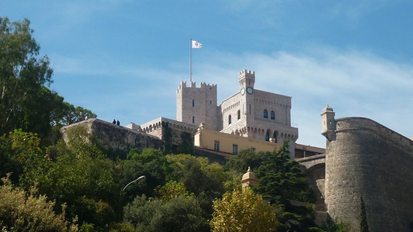 Фото достопримечательностей Лазурного берега Франции: Крепость в Монако