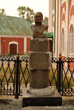 Памятник на месте могилы Ушакова (Европейская часть России)