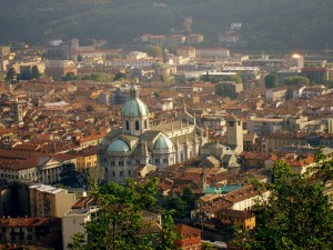 Город Комо. Вид на Кафедральный собор (Италия)