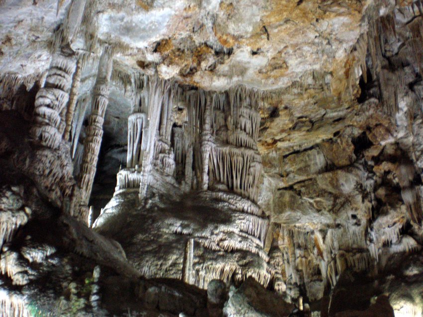 Фото достопримечательностей острова Майорка: Майорка. Пещера Кампанет (Cuevas de Campanet)