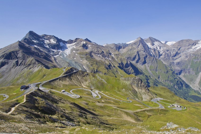 Фото достопримечательностей Австрии: Дорога Гросглокнер (Gro&#223;glockner) — захватывающий горный серпантин