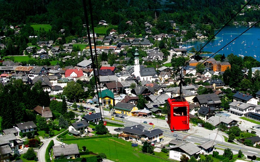 Фото достопримечательностей Австрии: Городок Санкт-Гильген и канатная дорога через него