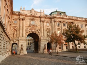 Внутренний двор королевского дворца (Будапешт)