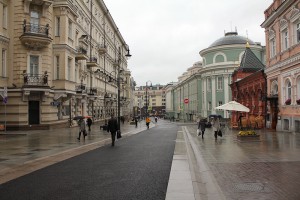 Большая Дмитровка в новом, пешеходном облике (Москва и Подмосковье)