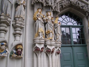 Деталь портала кафедрального собора Берна (Швейцария)