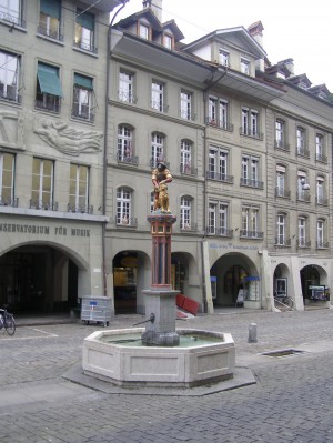 Улочки с аркадами (Швейцария)