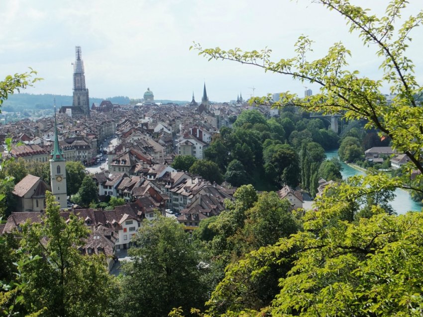 Фото достопримечательностей Швейцарии: Панорама Берна, открывающаяся из Розового сада