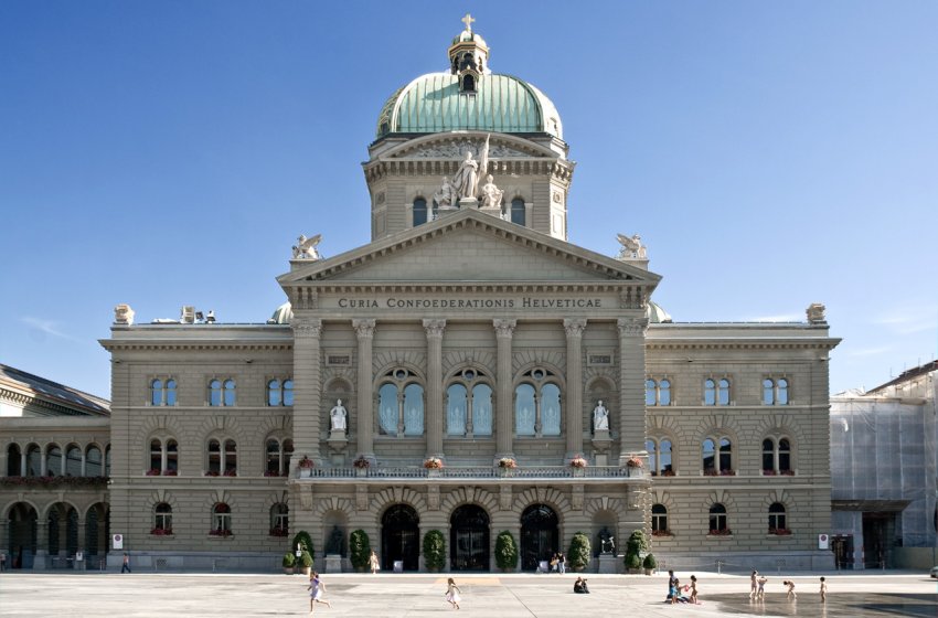 Фото достопримечательностей Швейцарии: Дворец правительства Швейцарии