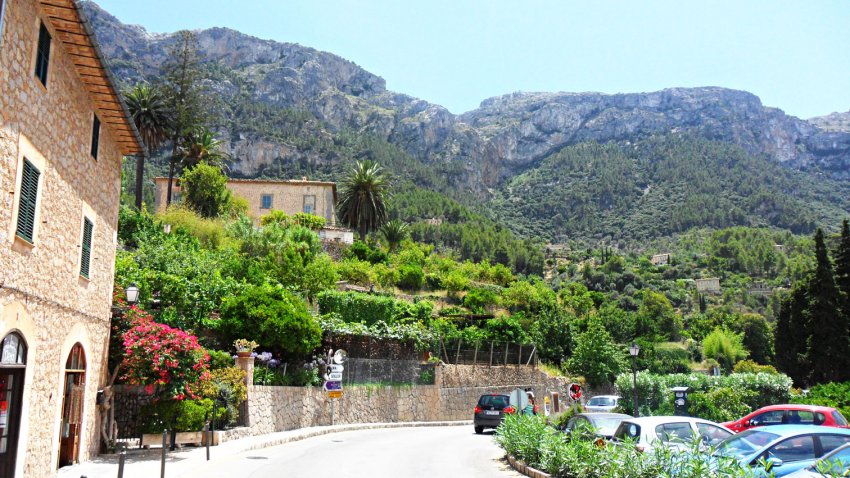 Фото достопримечательностей Испании: Террасные сады Дейи