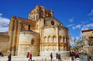 Основная достопримечательность Торо - романская церковь (Испания)