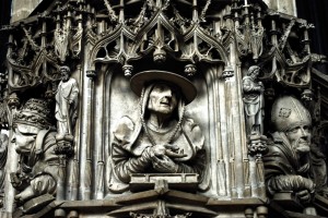 Лепнина и скульптуры в оформлении собора Святого Стефана (Вена)