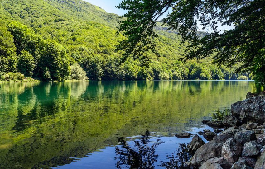Фото достопримечательностей Черногории: Озеро Биоградско