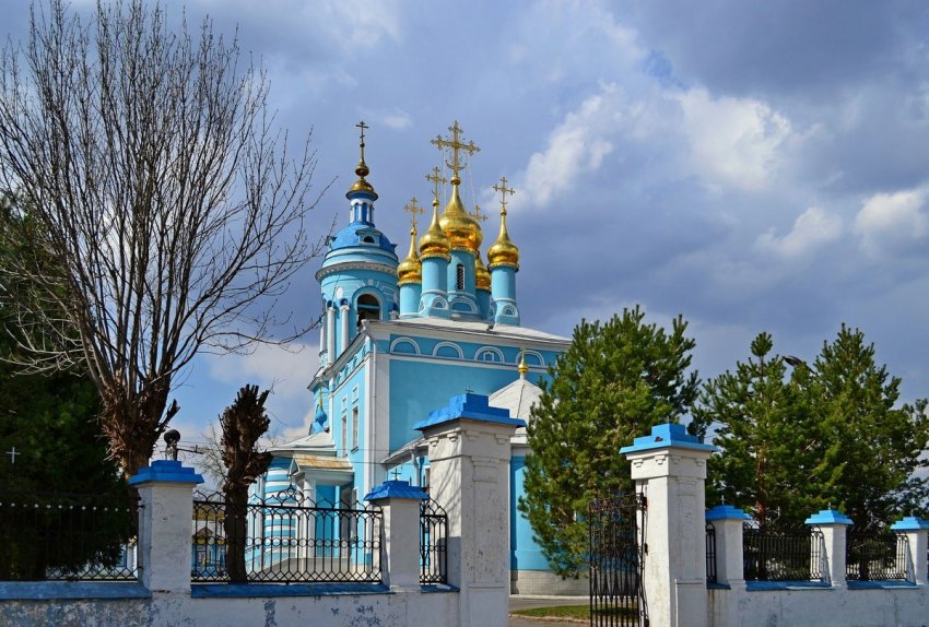 Фото достопримечательностей Москвы и Подмосковья: Церковь Богоявления в Гончарах