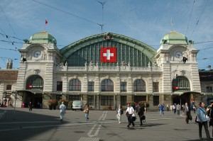 Базельский железнодорожный вокзал (Швейцария)