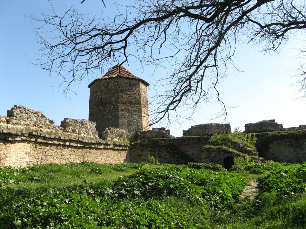 Самая высокая башня крепости - Аккерманская крепость (Белгород-Днестровский)