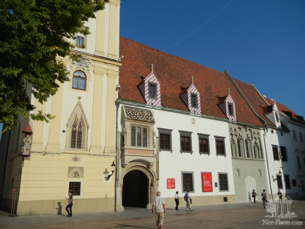 Ратуша - Братислава - столица Словакии