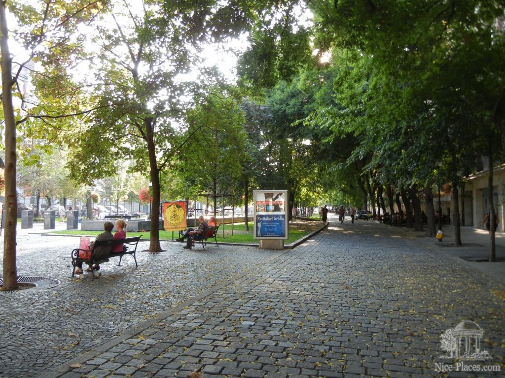Площадь Гвездослава - Братислава - столица Словакии