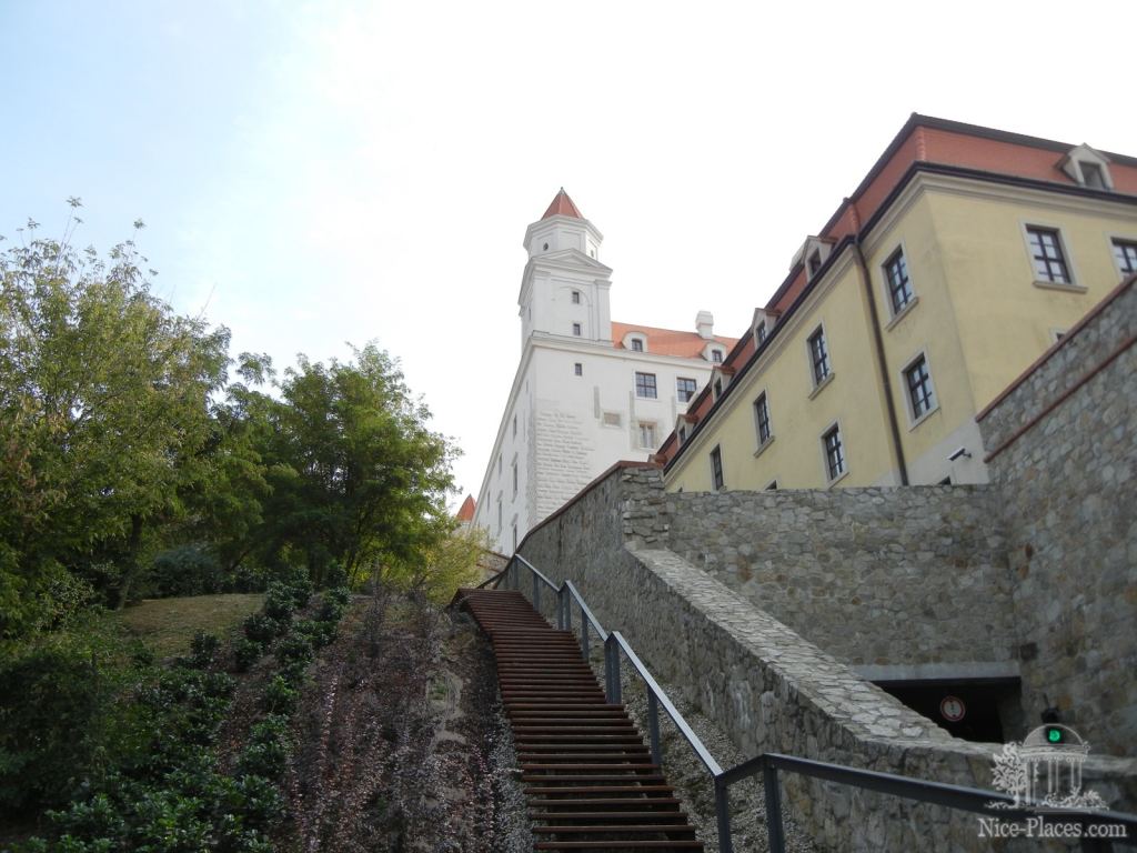 Фото 2 - Братиславский град (Bratislavský Hrad)