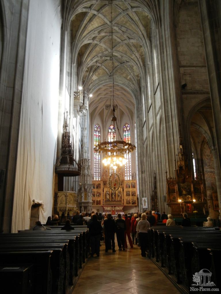 Внутри собора Св. Елизаветы - Словакия. Кошице и его достопримечательности