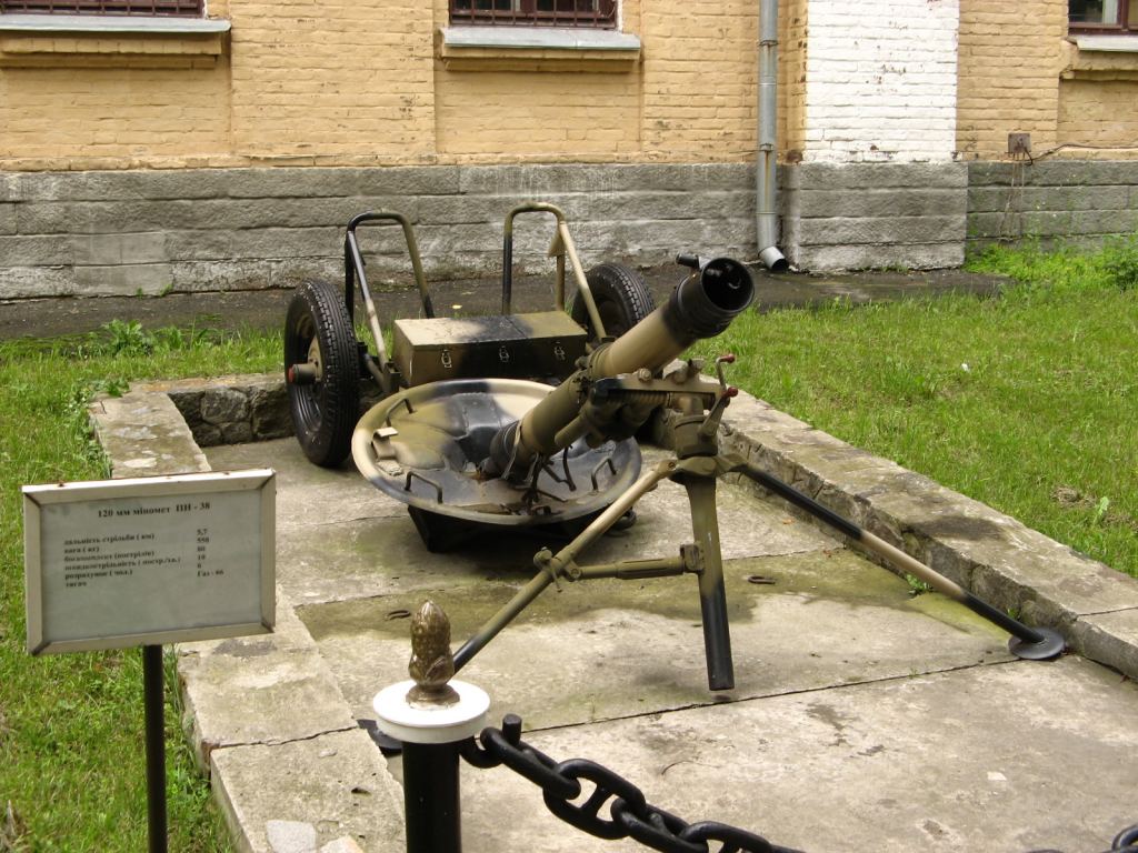 Фото 16 - Музей военной техники (Киев)