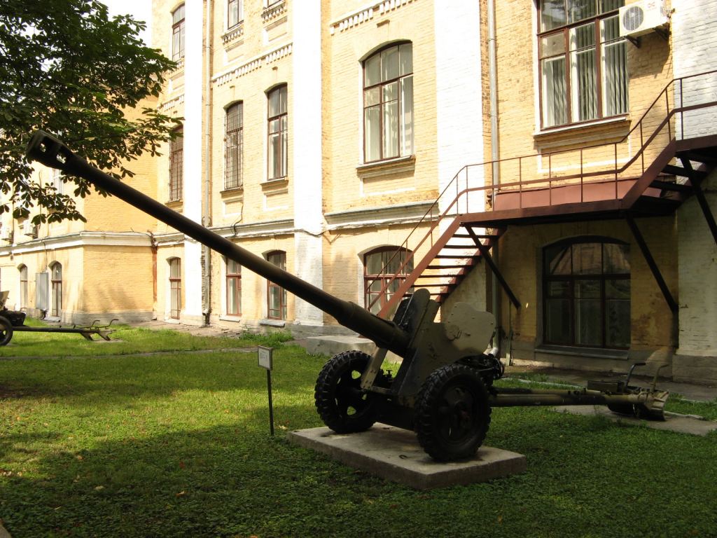 Фото 30 - Музей военной техники (Киев)