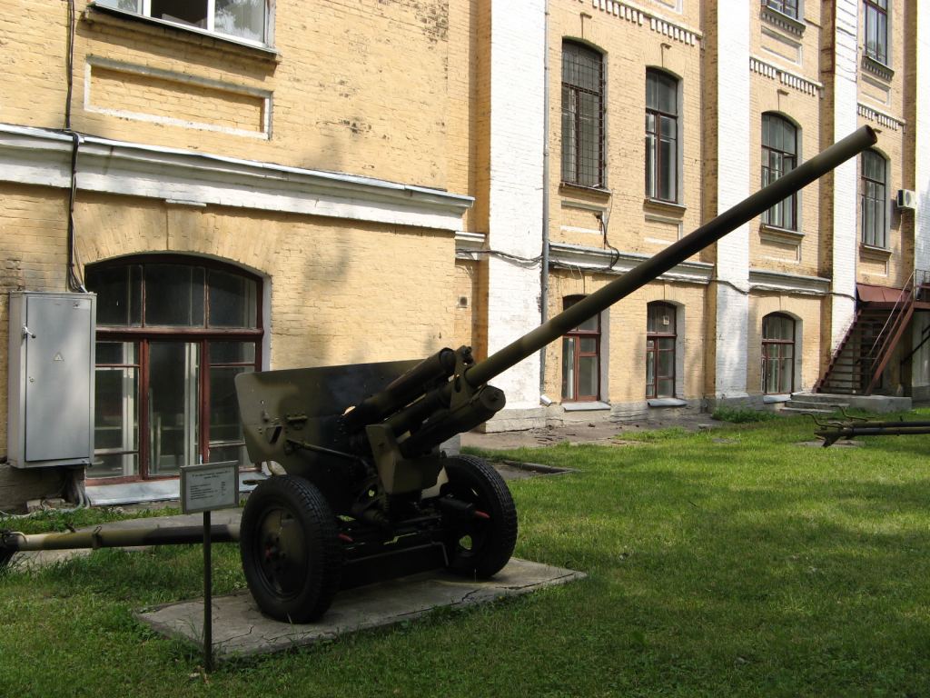 Фото 33 - Музей военной техники (Киев)