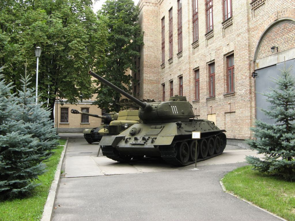 Фото 36 - Музей военной техники (Киев)