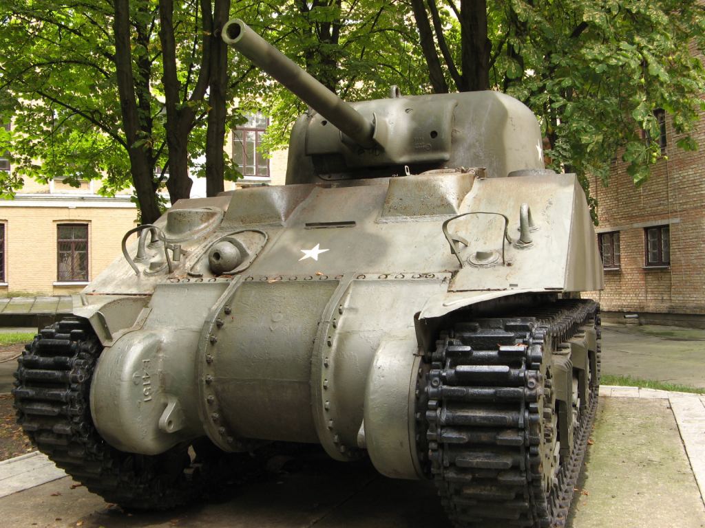 Фото 56 - Музей военной техники (Киев)