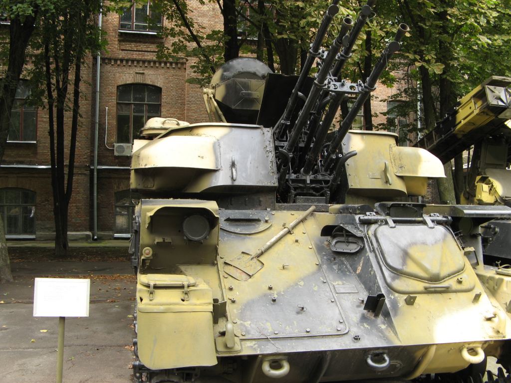 Фото 79 - Музей военной техники (Киев)