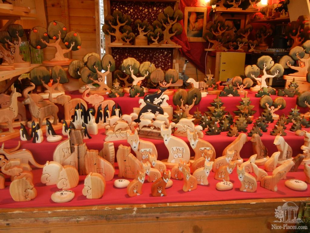 Сувениры ручной работы из дерева - Рождество в Вене 2012 - фотоотчет очевидцев
