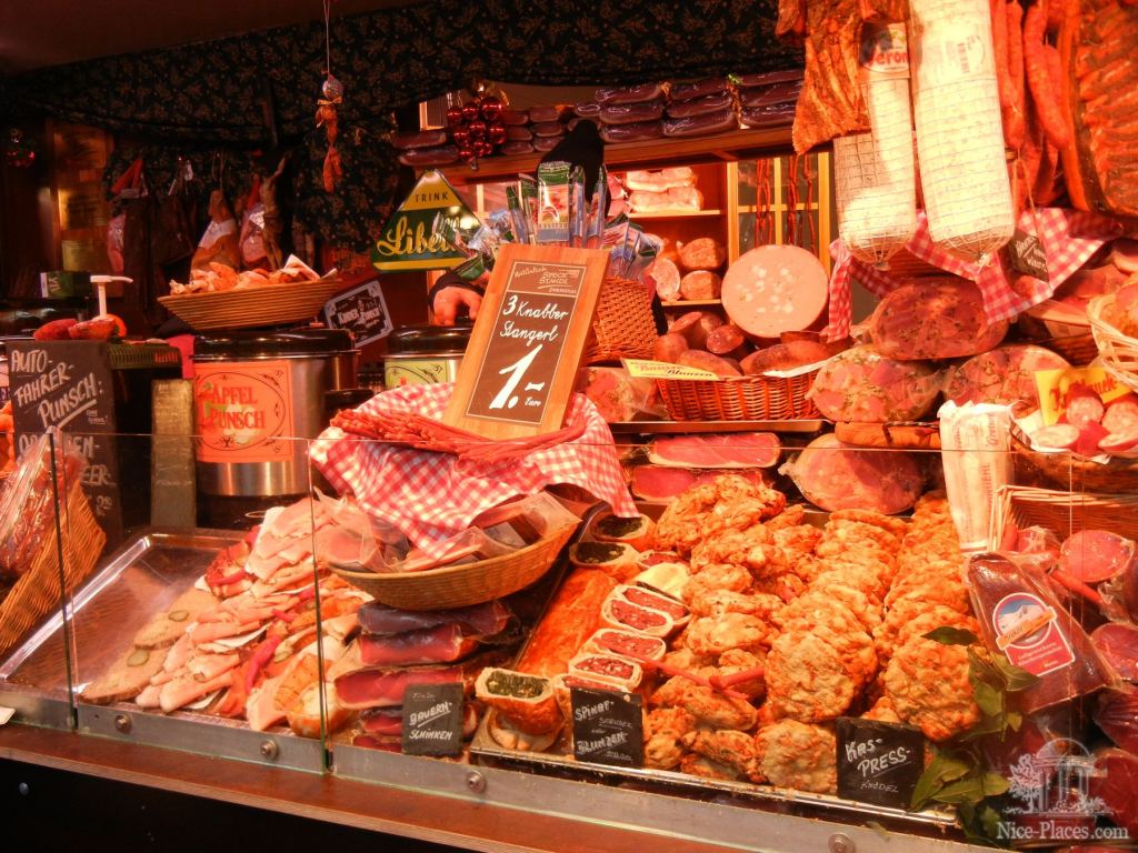Мясные деликатесы - Рождество в Вене 2012 - фотоотчет очевидцев