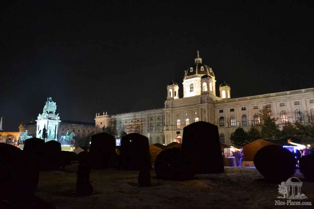 Ярмарка на Площади Марии Терезии - Рождество в Вене 2012 - фотоотчет очевидцев