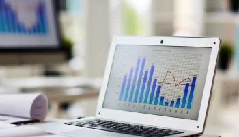 Росстат исключил из статистики поездки туристов ОАЭ и добавил Китай