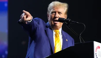 Правление Дональда Трампа обвалило туризм в США