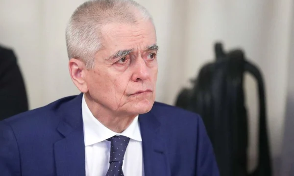 Онищенко сравнил туры в Азию с поездками в горячие точки из-за инфекций